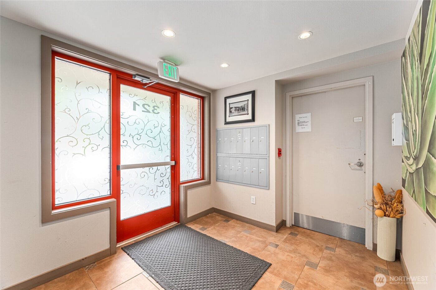 321 E Thomas Street #303, Seattle, WA 98102