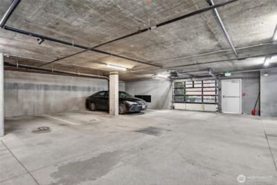 321 E Thomas Street #303, Seattle, WA 98102 - Photo 24