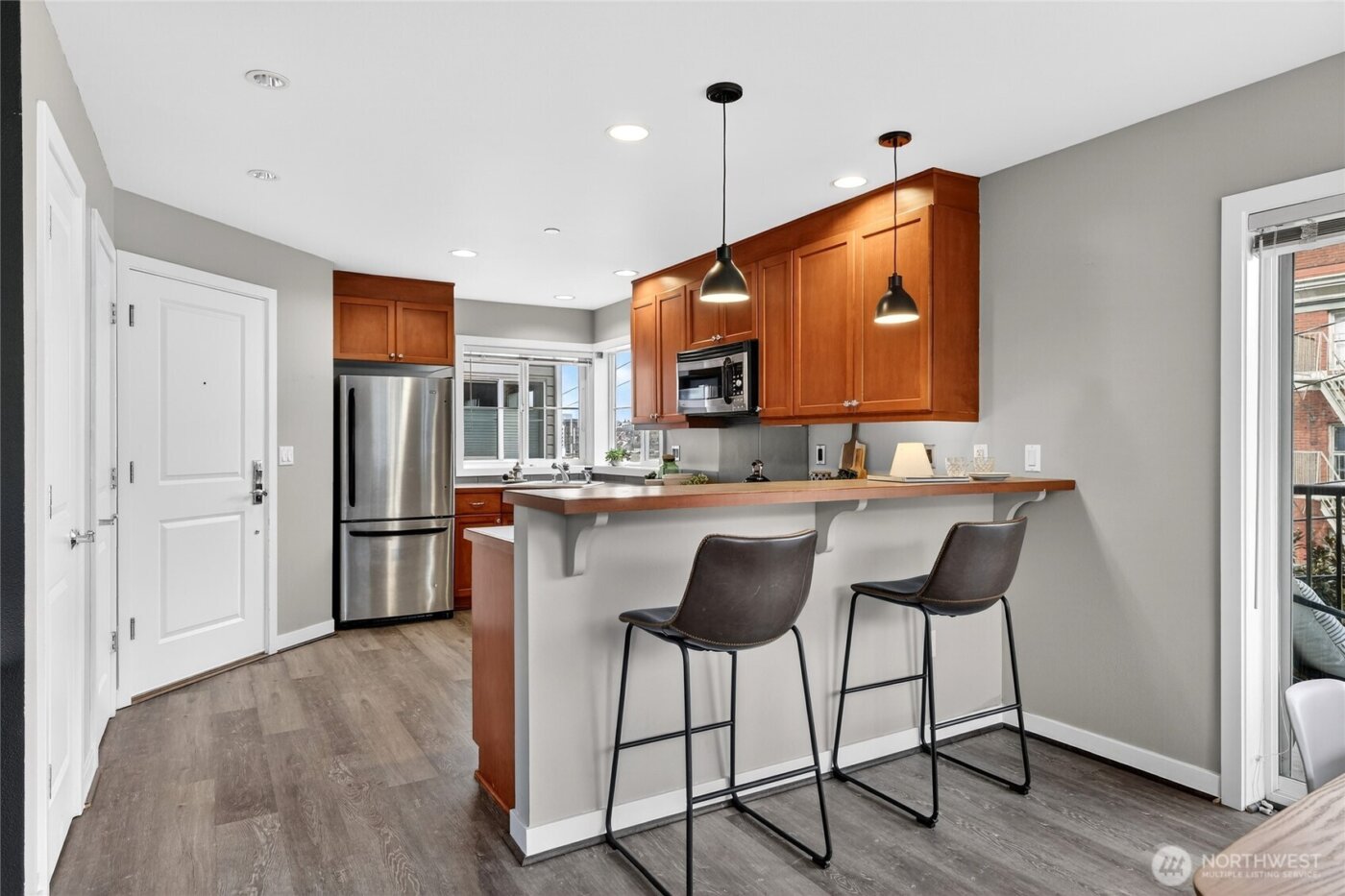 321 E Thomas Street #303, Seattle, WA 98102