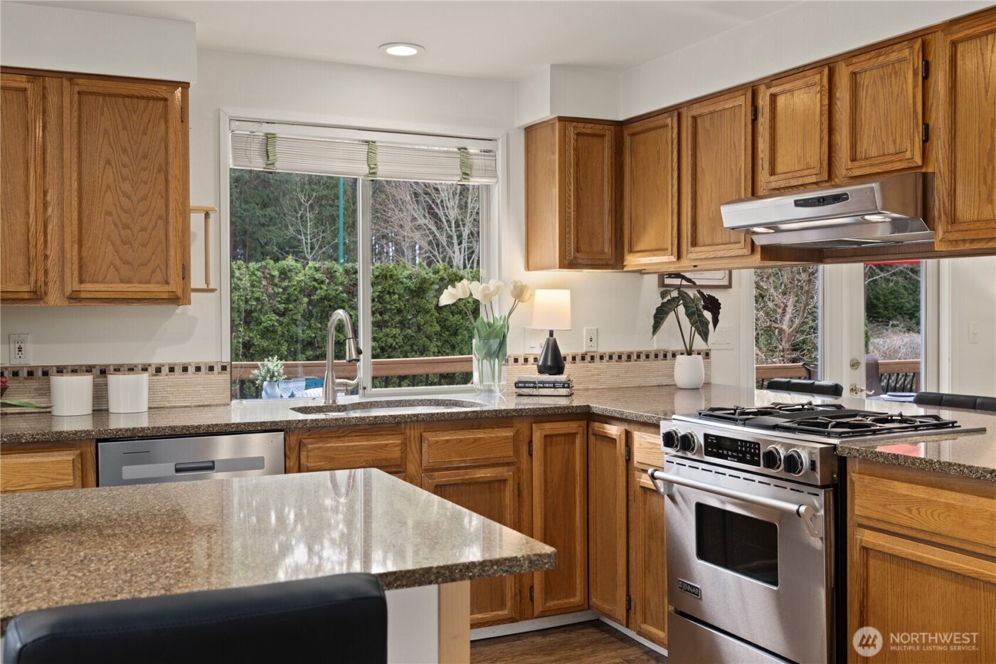 24908 Lake Wilderness Country Club Drive SE, Maple Valley, WA 98038