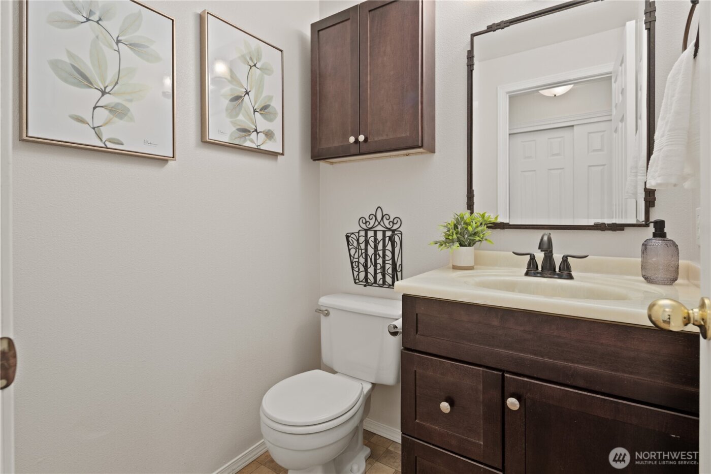 24908 Lake Wilderness Country Club Drive SE, Maple Valley, WA 98038