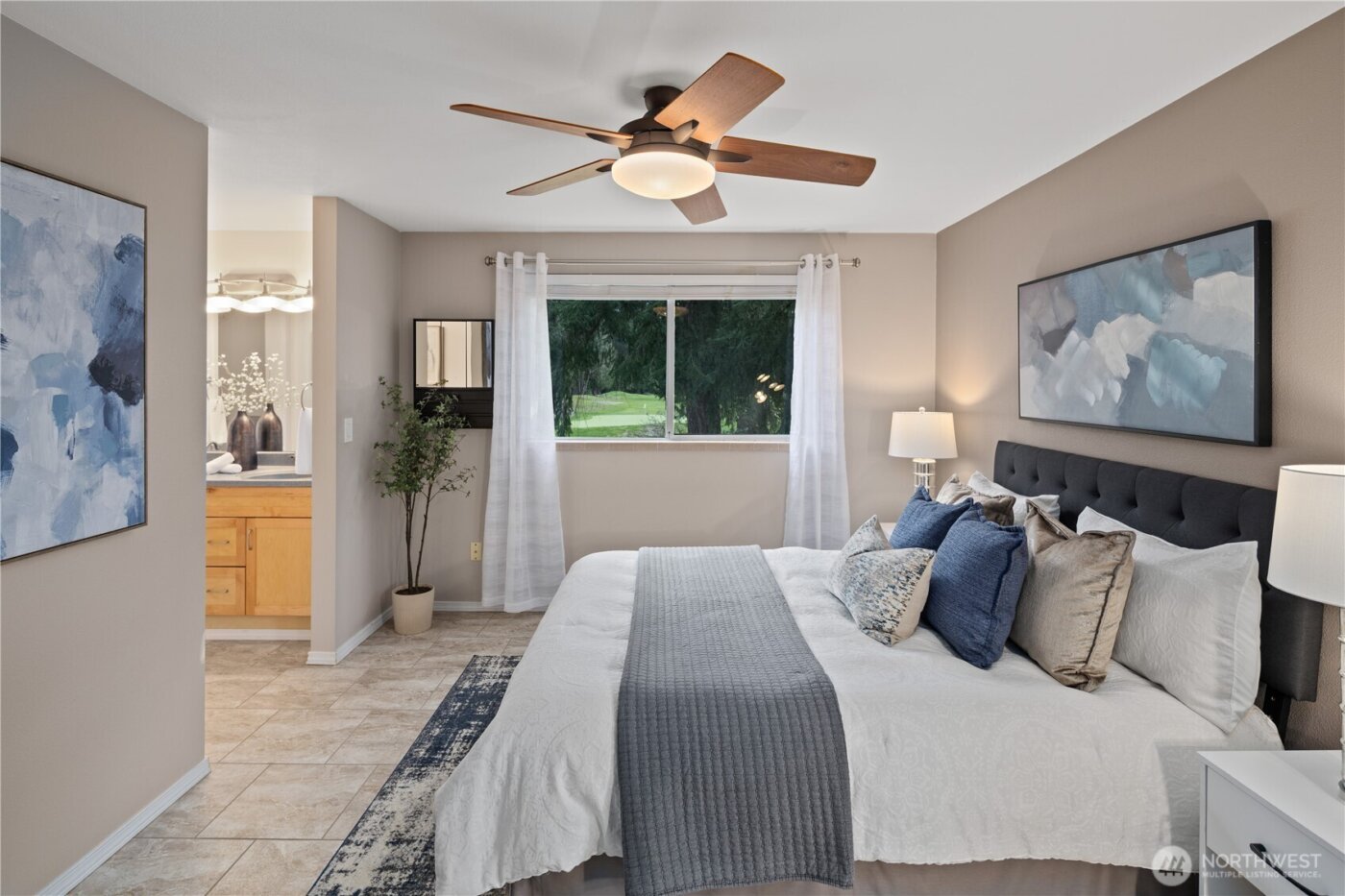 24908 Lake Wilderness Country Club Drive SE, Maple Valley, WA 98038