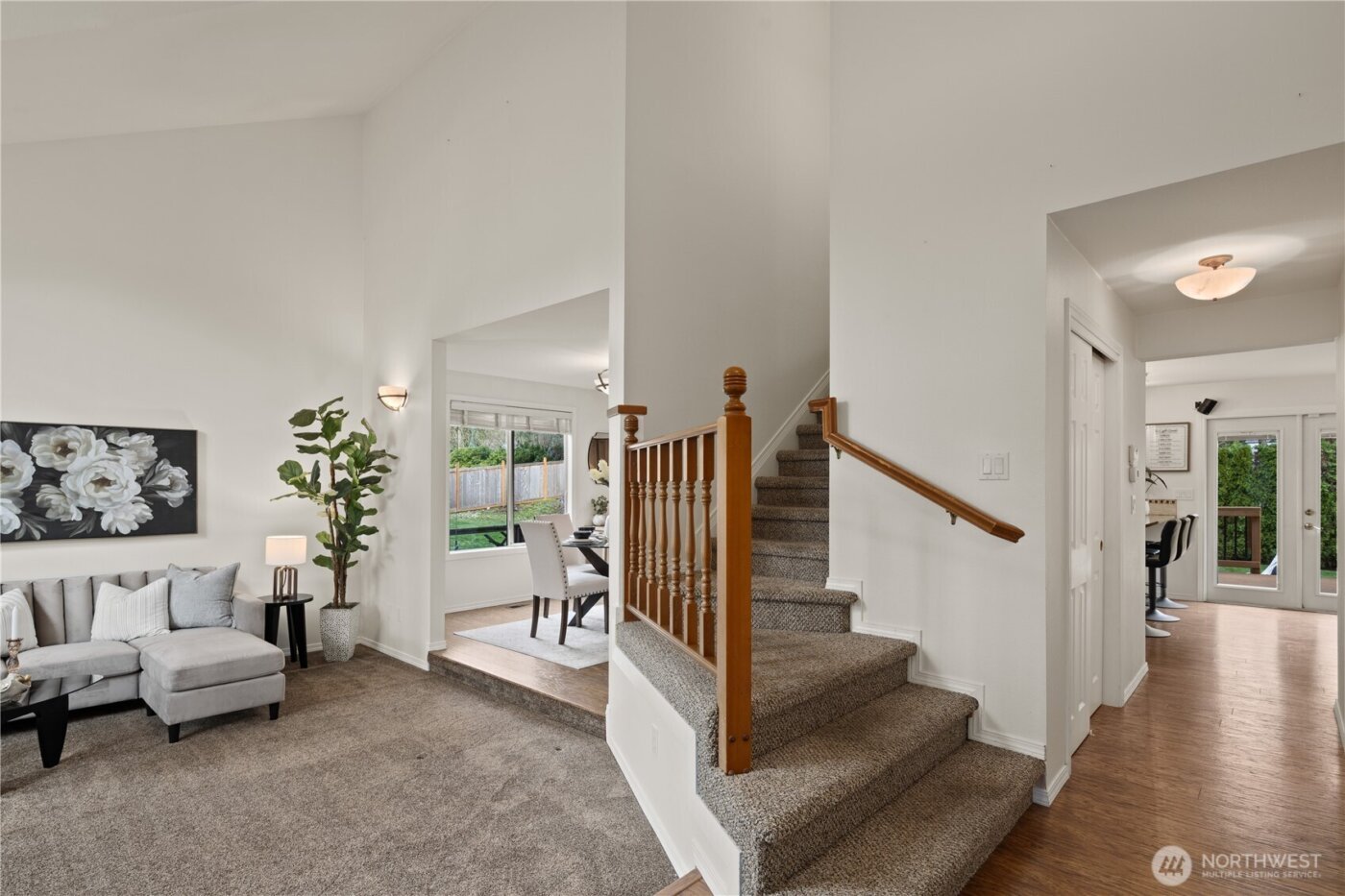 24908 Lake Wilderness Country Club Drive SE, Maple Valley, WA 98038