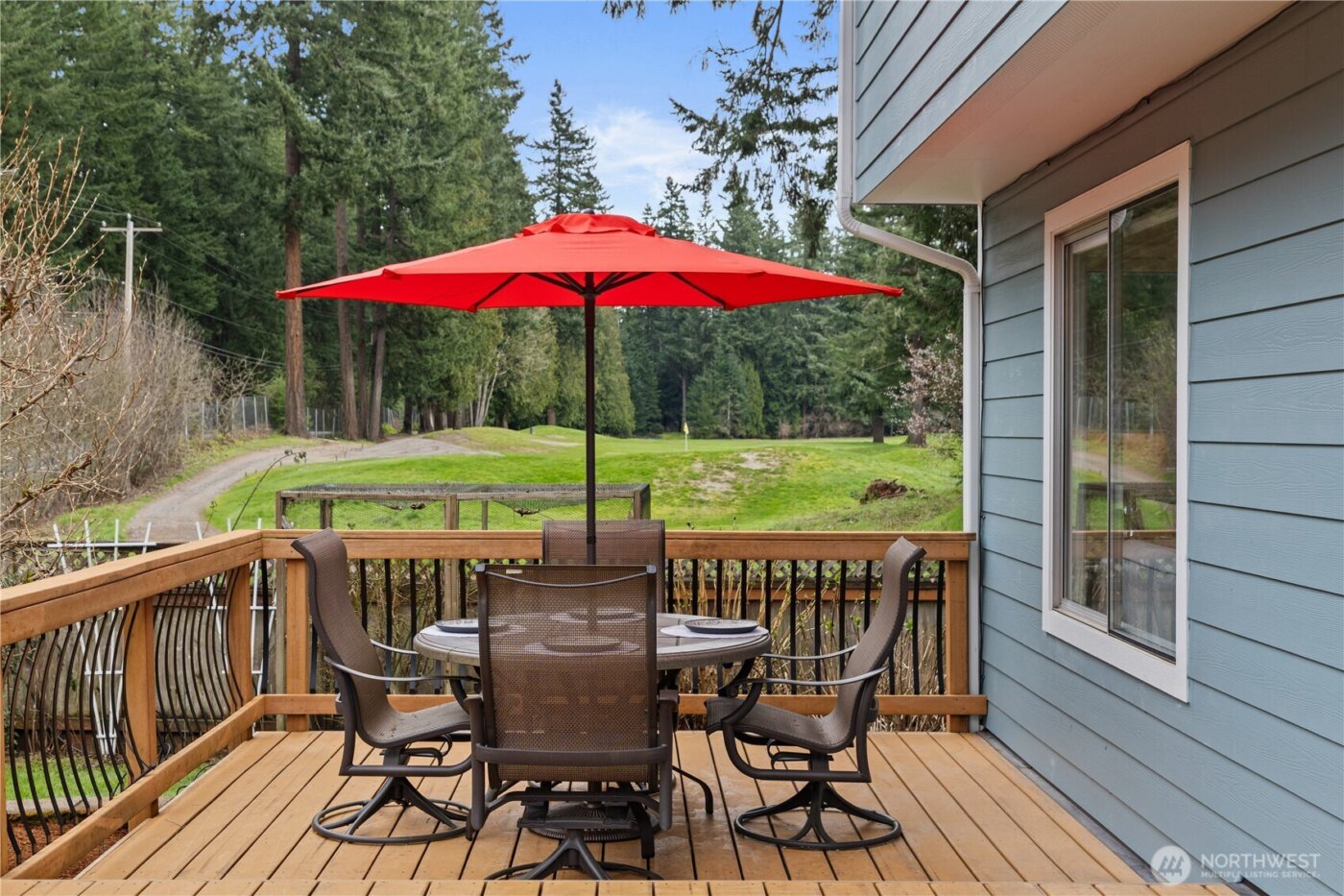 24908 Lake Wilderness Country Club Drive SE, Maple Valley, WA 98038