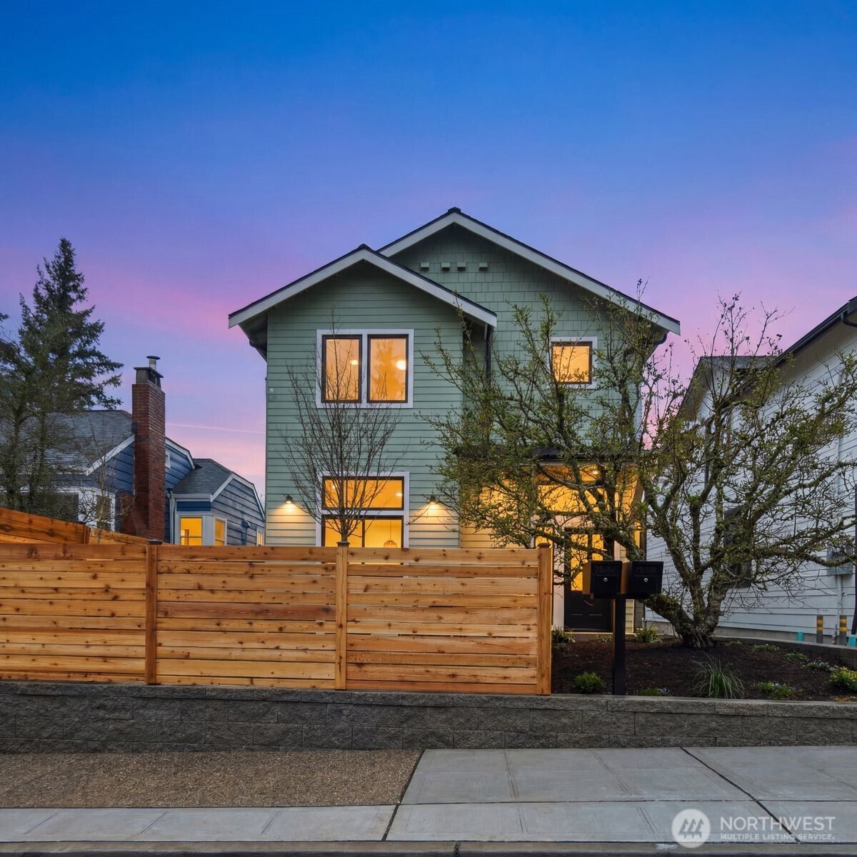 522 NE 89th Street #A, Seattle, WA 98115