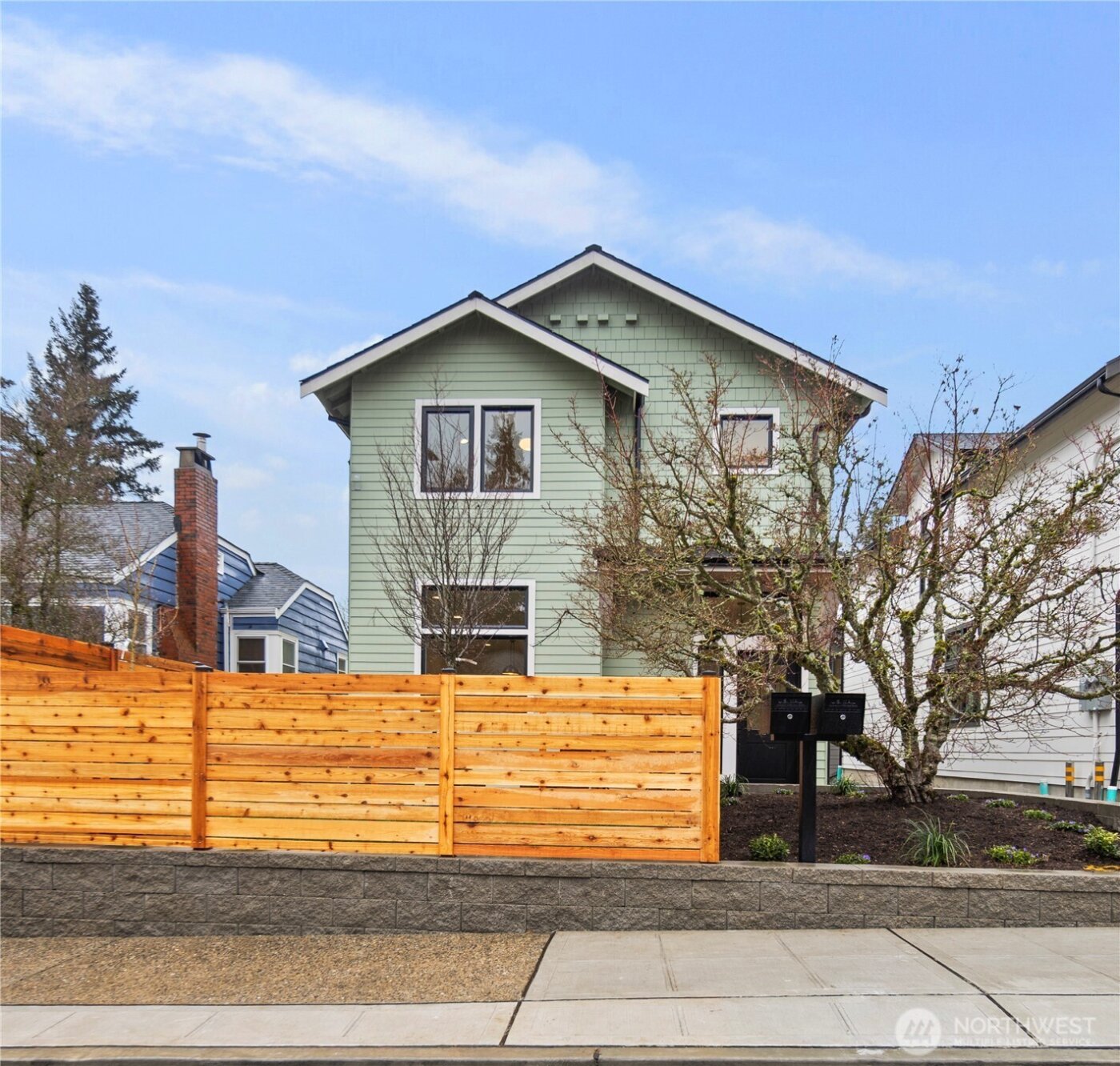 522 NE 89th Street #A, Seattle, WA 98115
