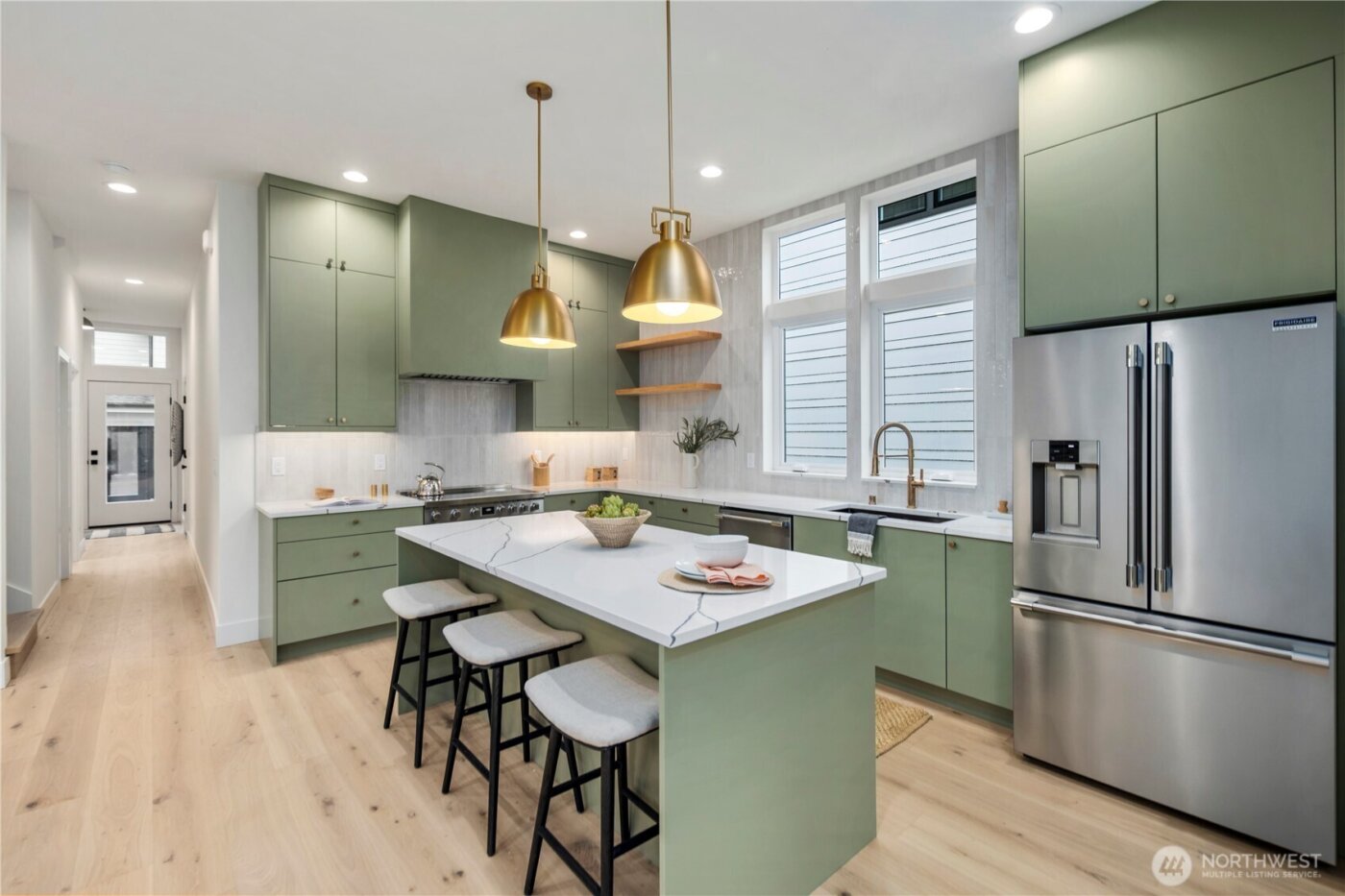 522 NE 89th Street #A, Seattle, WA 98115