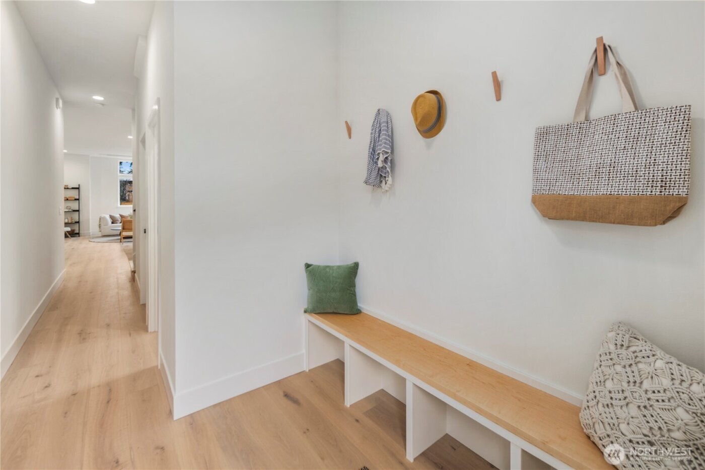 522 NE 89th Street #A, Seattle, WA 98115