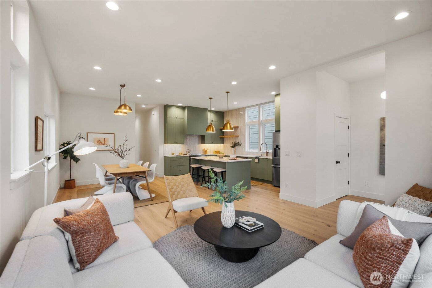 522 NE 89th Street #A, Seattle, WA 98115