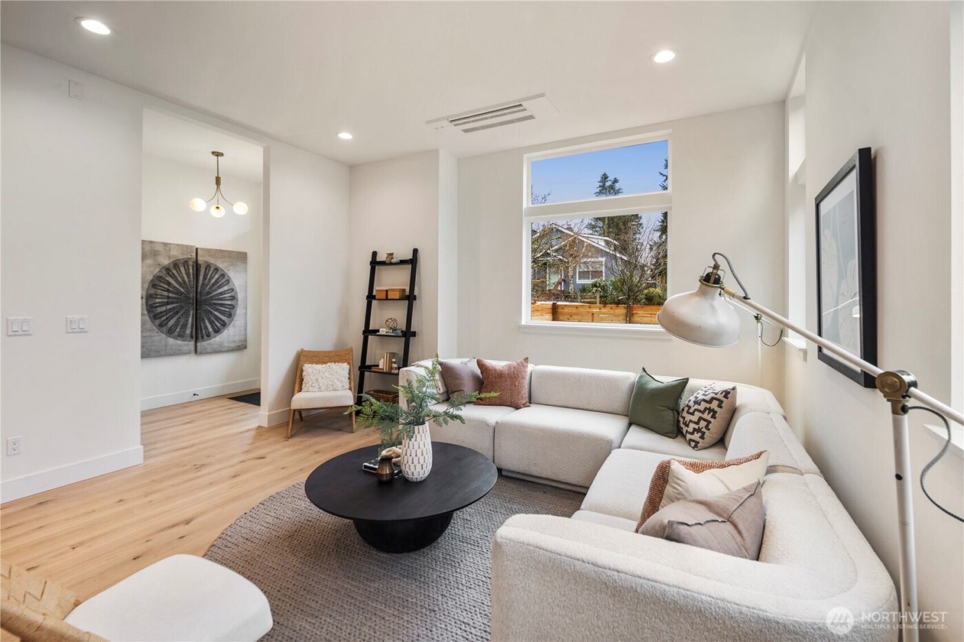 522 NE 89th Street #A, Seattle, WA 98115