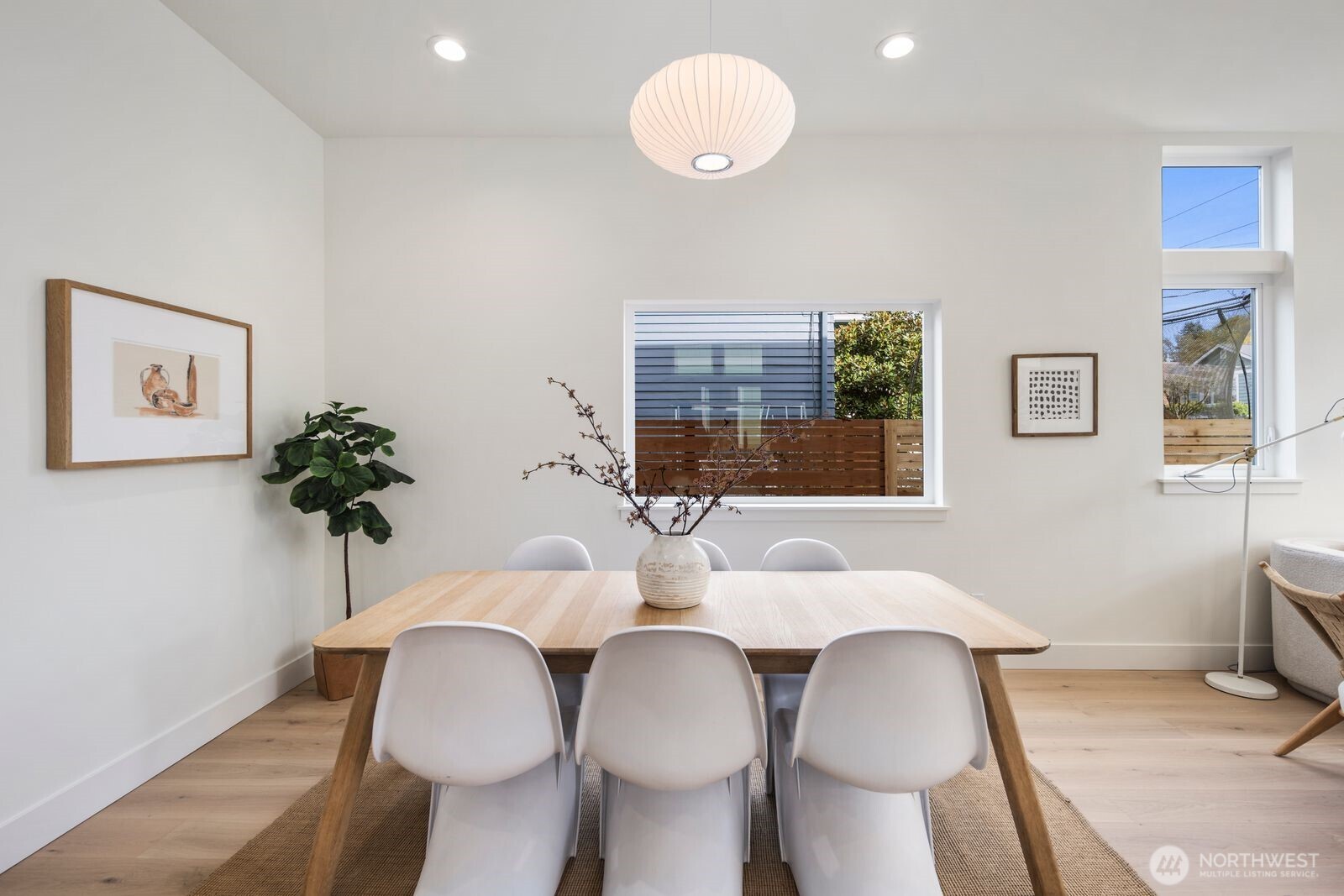 522 NE 89th Street #A, Seattle, WA 98115