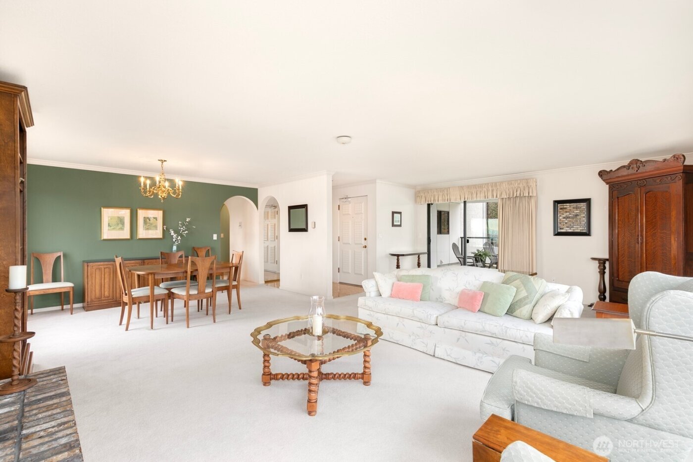 3113 W Harley Street #3115, Seattle, WA 98199