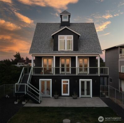 577 Sand Dune Avenue SW, Ocean Shores, WA 98569