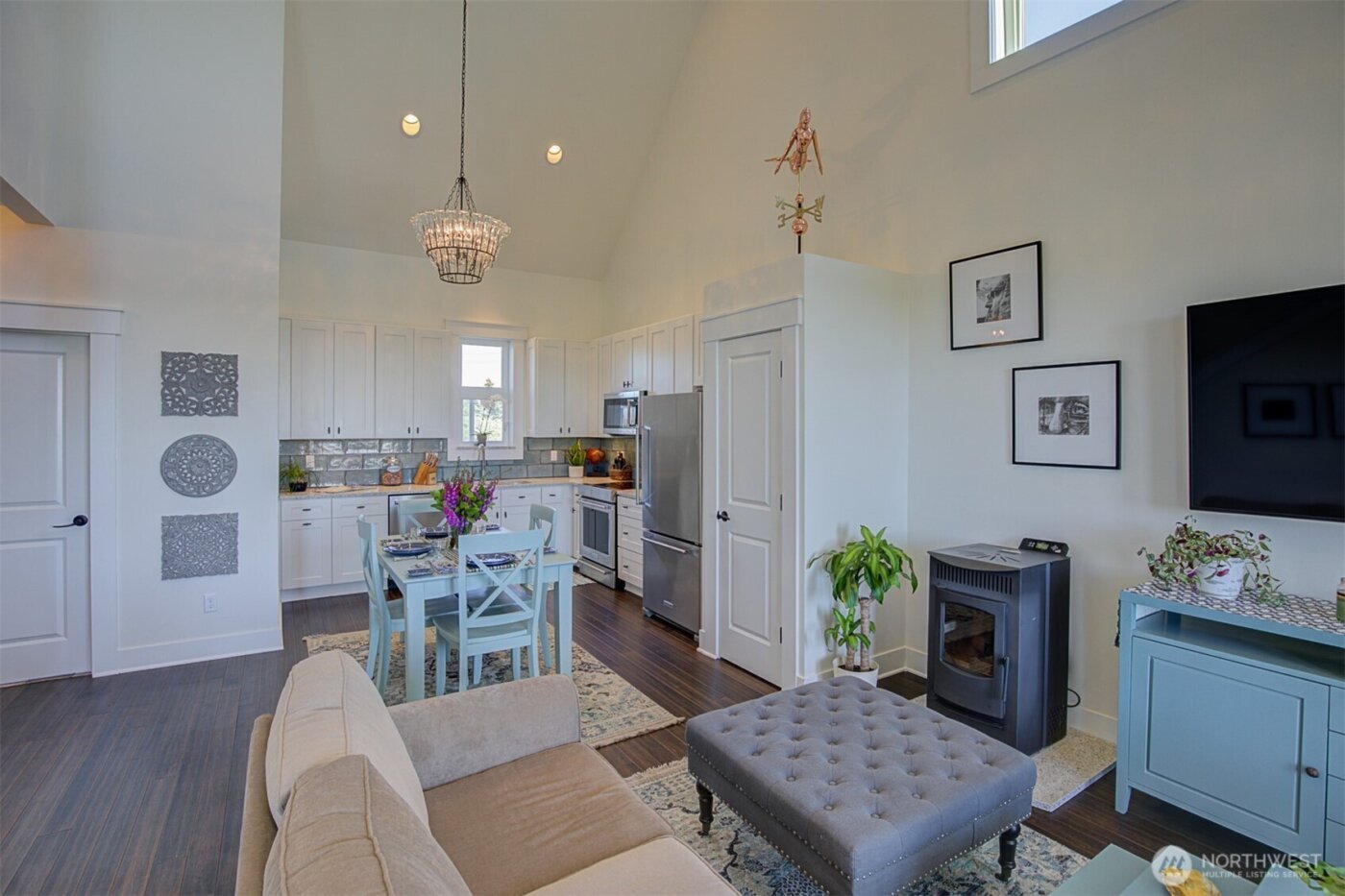 577 Sand Dune Avenue SW, Ocean Shores, WA 98569