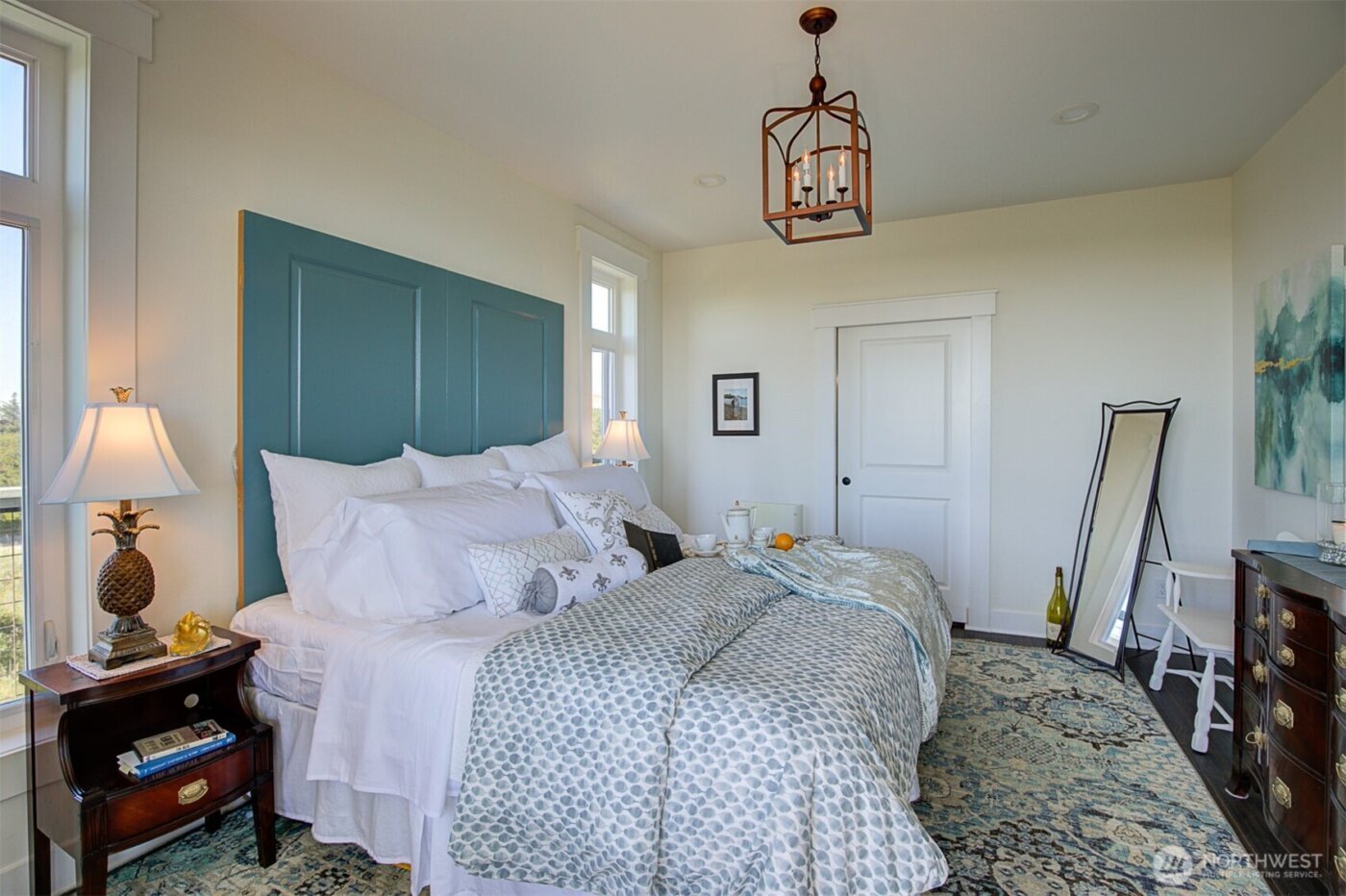 577 Sand Dune Avenue SW, Ocean Shores, WA 98569