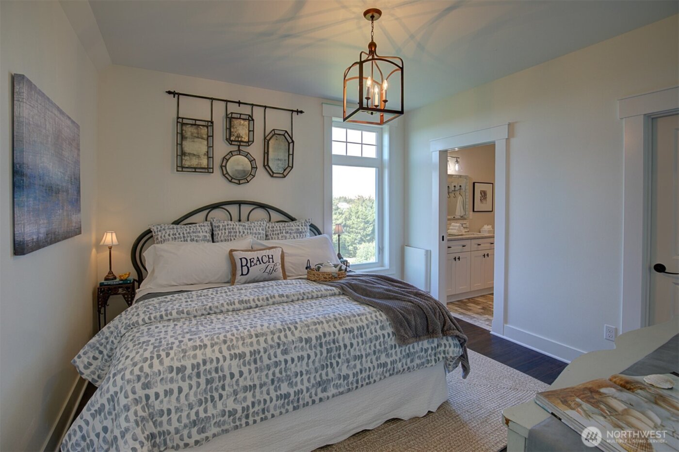 577 Sand Dune Avenue SW, Ocean Shores, WA 98569