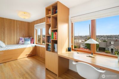 2507 27th Avenue W, Seattle, WA 98199 - Photo 20