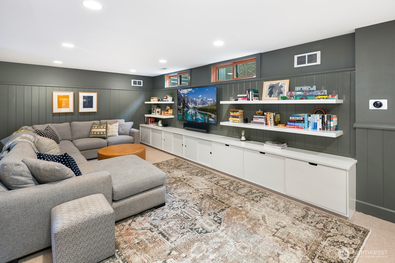 2507 27th Avenue W, Seattle, WA 98199