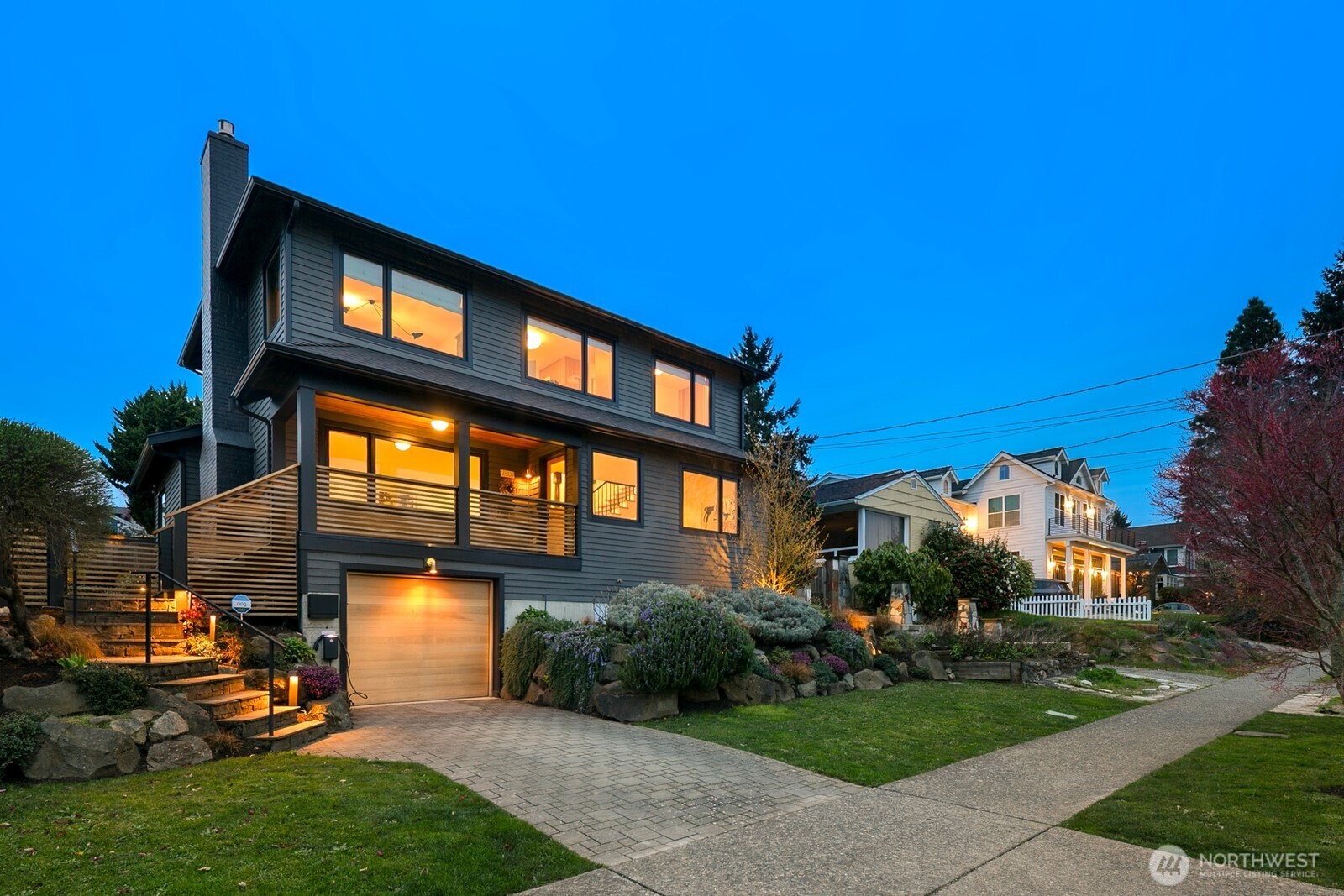 2507 27th Avenue W, Seattle, WA 98199