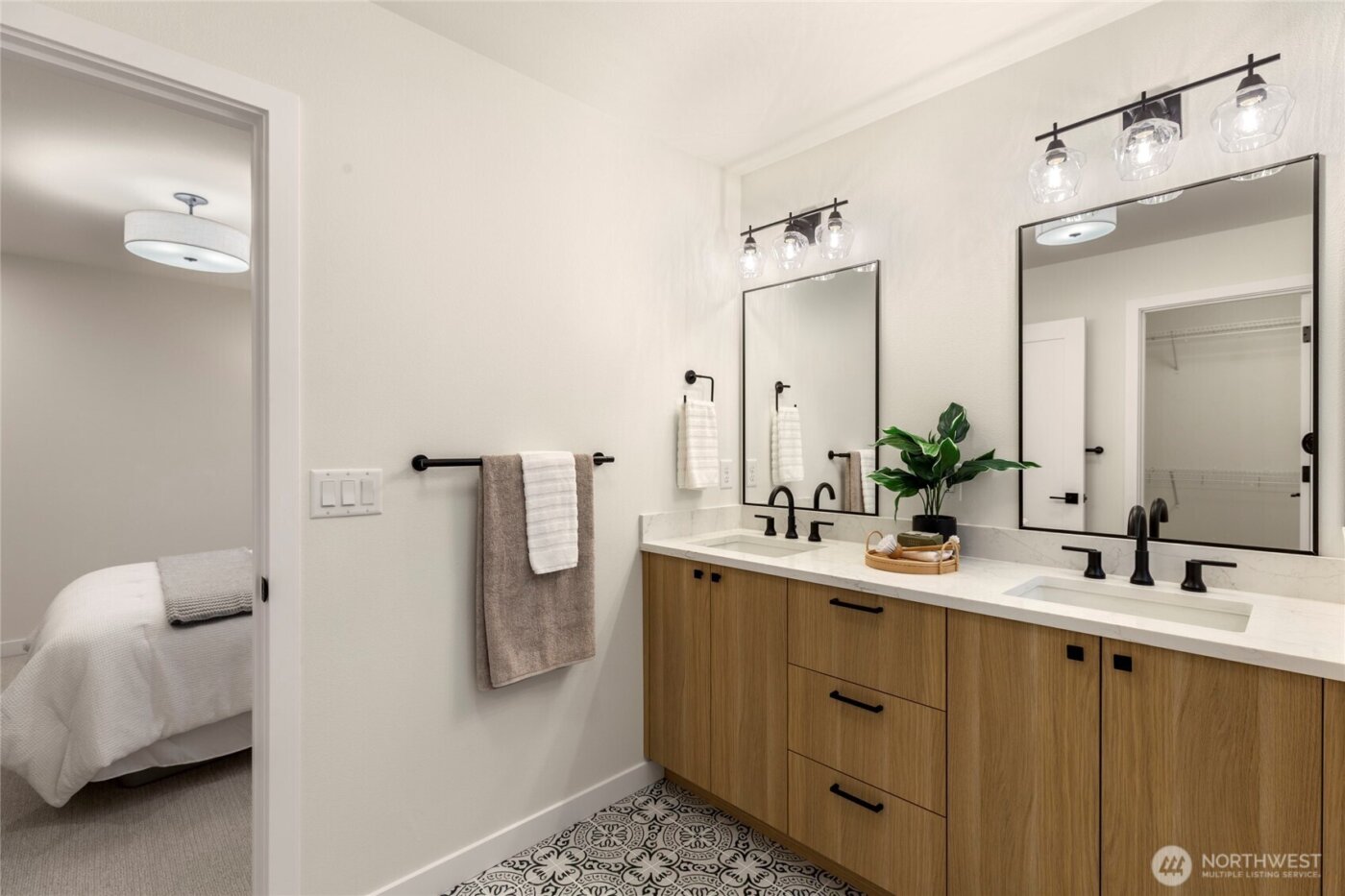 844 Salal Court SW, Ocean Shores, WA 98569