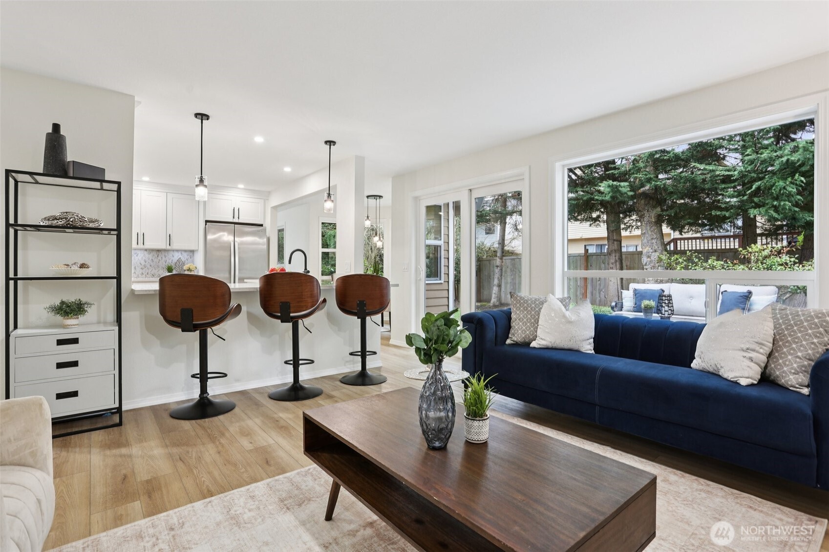 22124 NE 9th Place , Sammamish, WA 98074