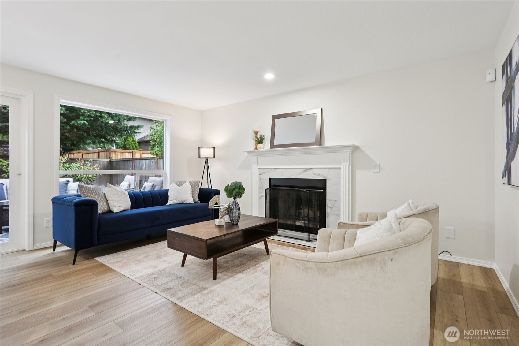 22124 NE 9th Place , Sammamish, WA 98074