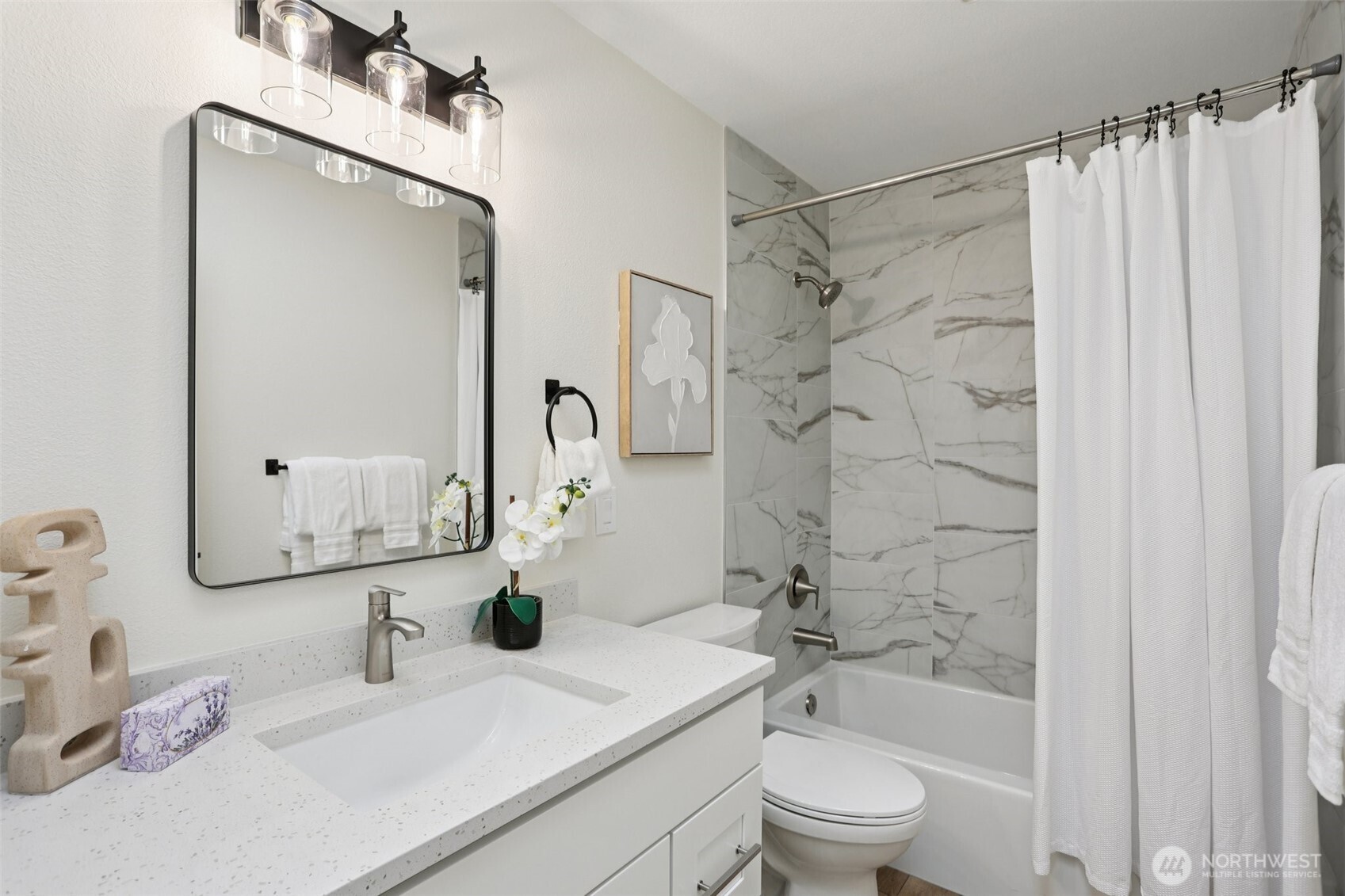 22124 NE 9th Place , Sammamish, WA 98074