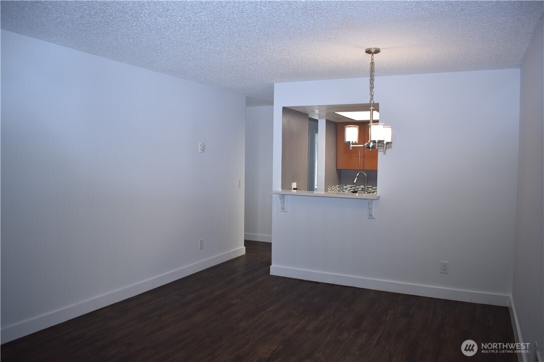 33025 18th Place #D301, Federal Way, WA 98003