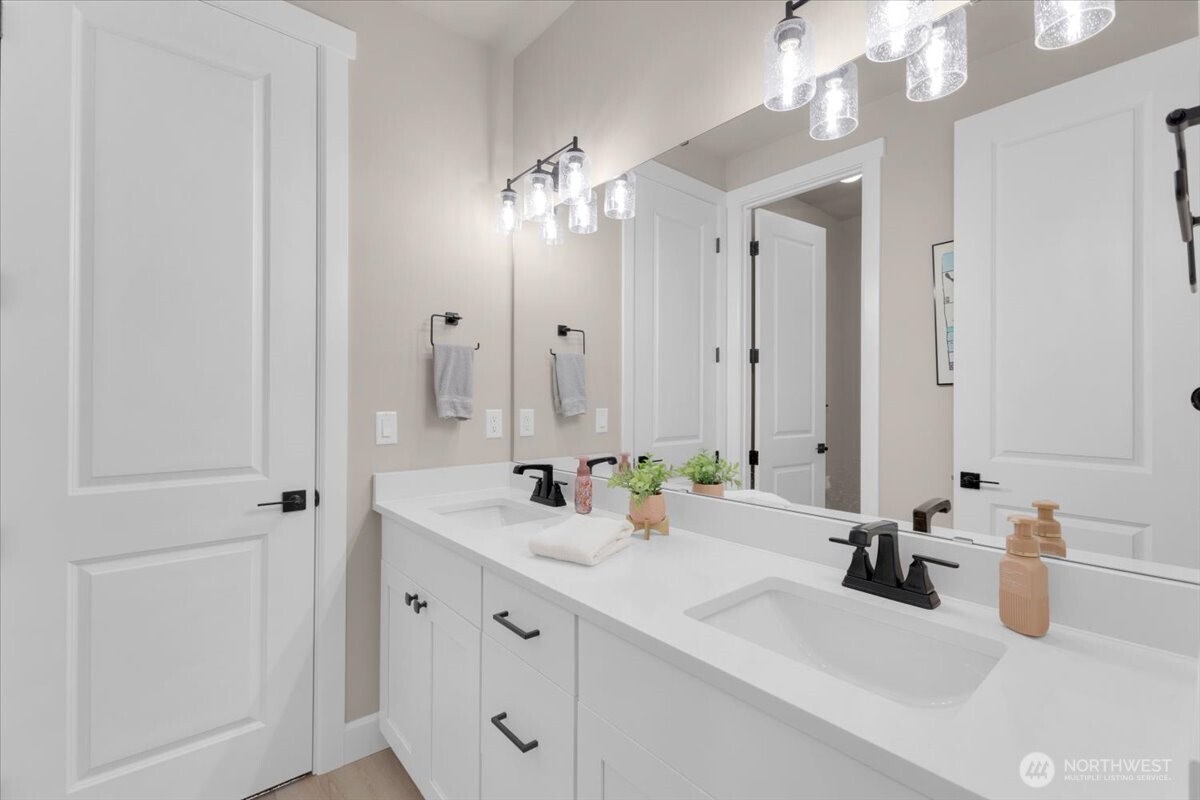 10229 135th Avenue NE, Lake Stevens, WA 98258