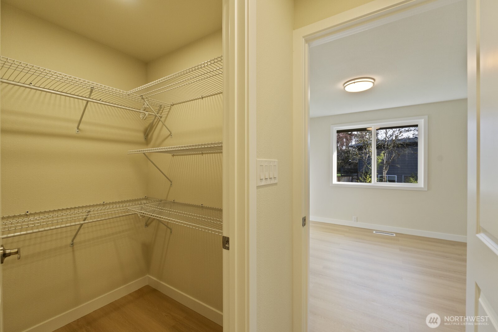 14522 NE 5th Street , Bellevue, WA 98007