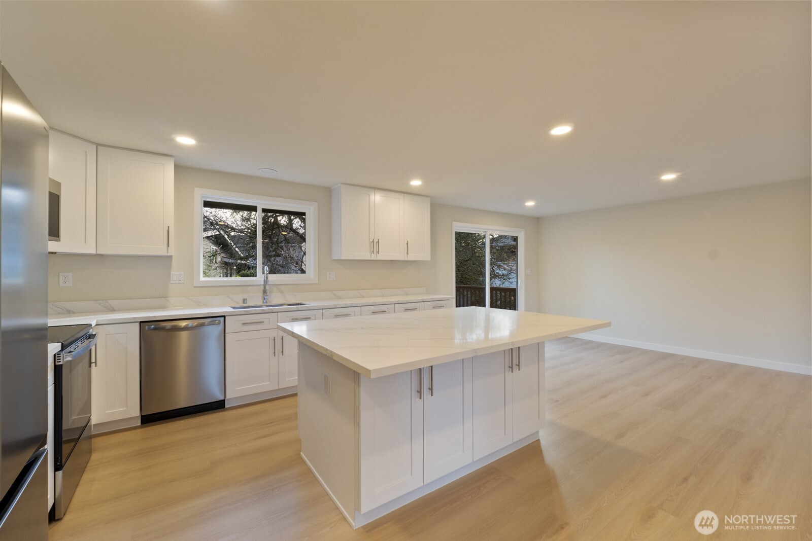 14522 NE 5th Street , Bellevue, WA 98007