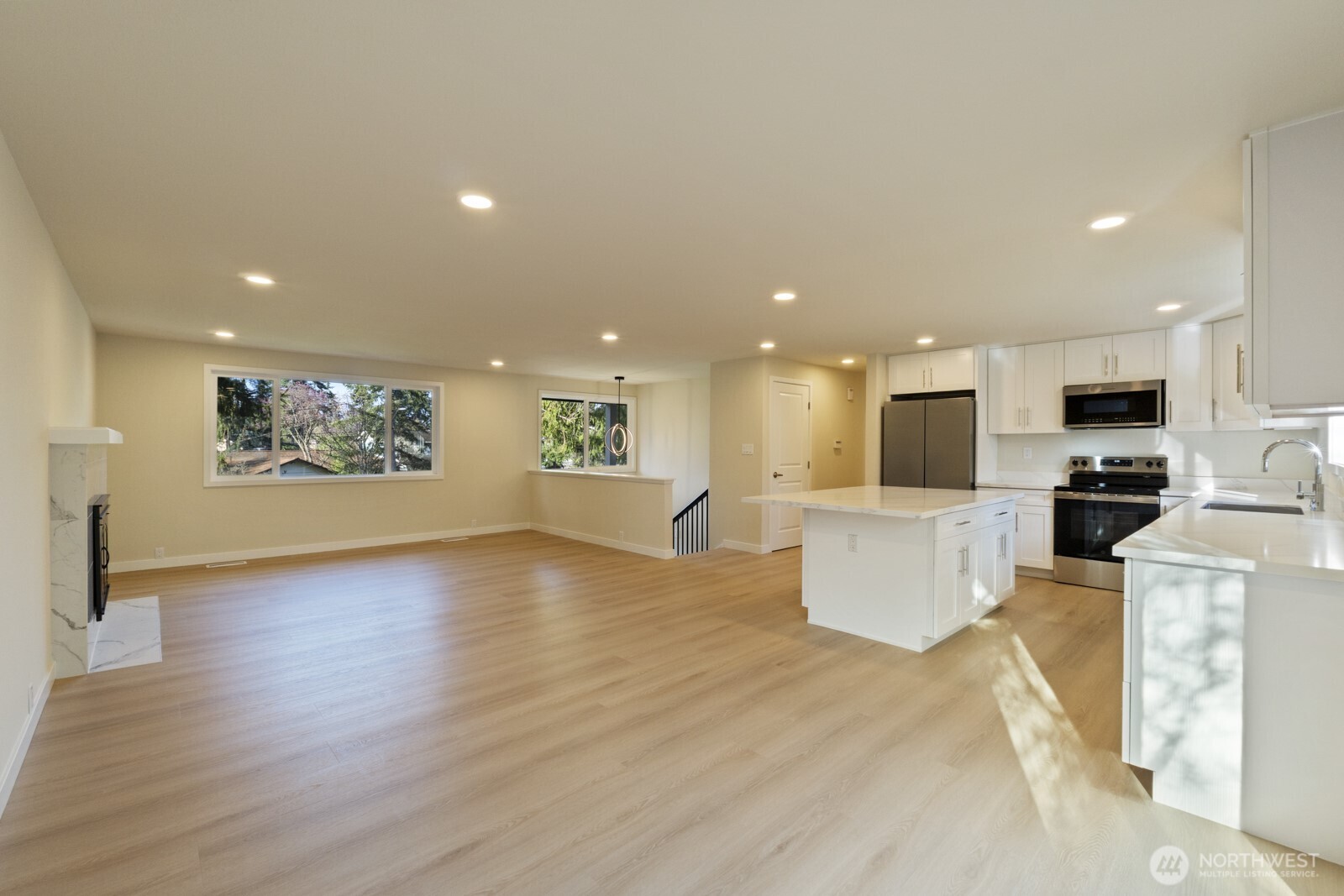 14522 NE 5th Street , Bellevue, WA 98007