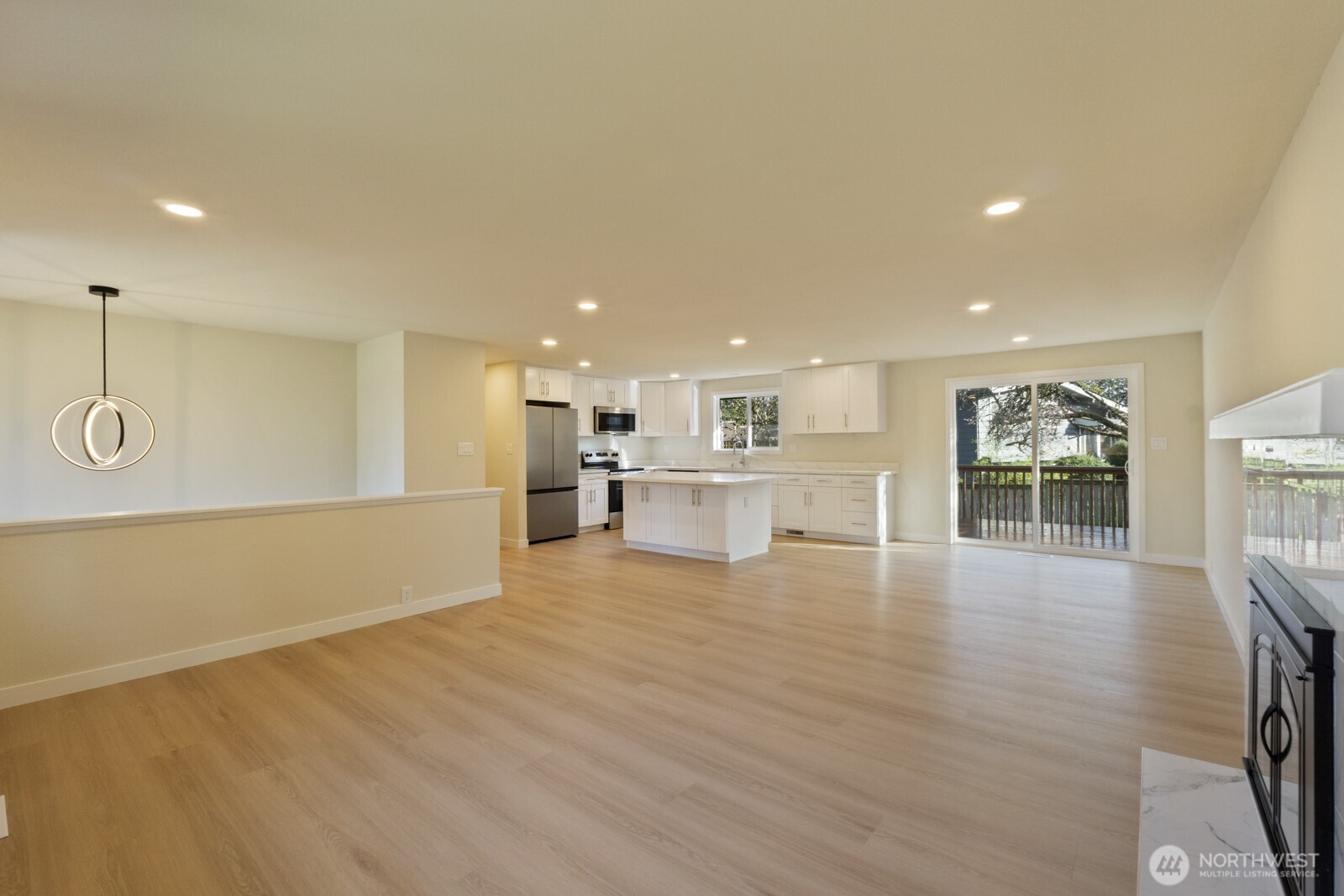 14522 NE 5th Street , Bellevue, WA 98007