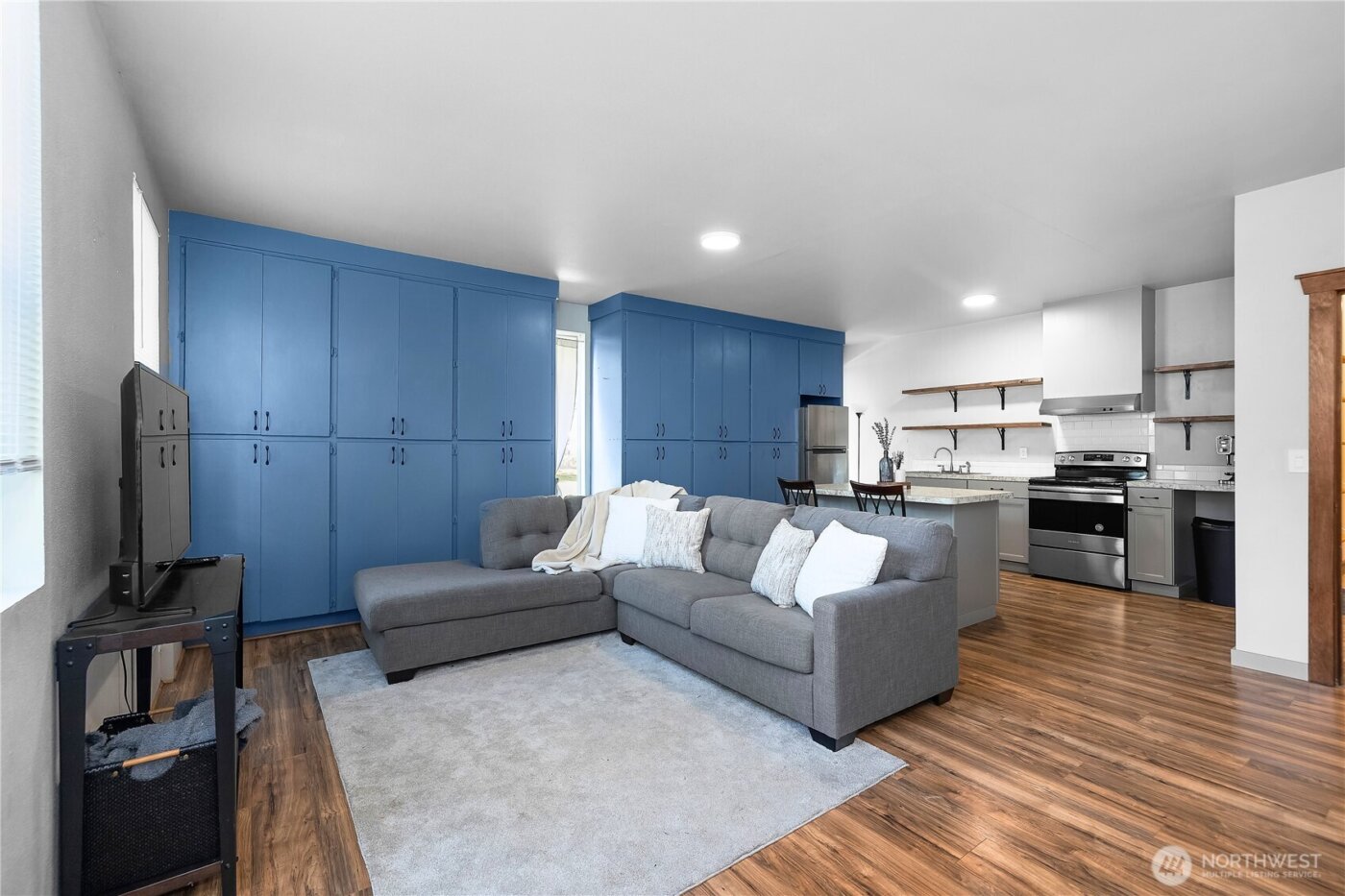 3015 Victor Place , Everett, WA 98201