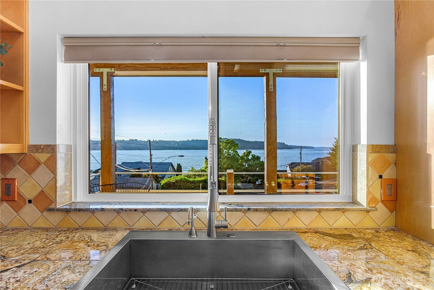 4311 Romano Lane , Tokeland, WA 98590