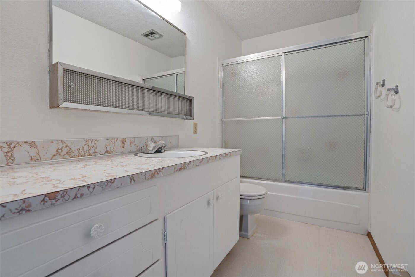 21 E Sullivan Street , Allyn, WA 98524-7606