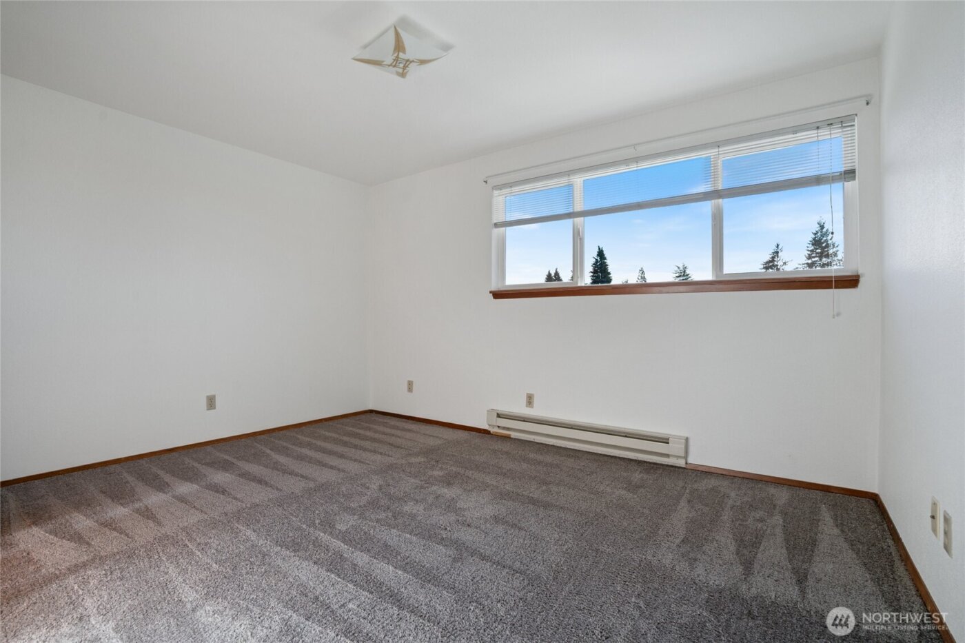 21 E Sullivan Street , Allyn, WA 98524-7606