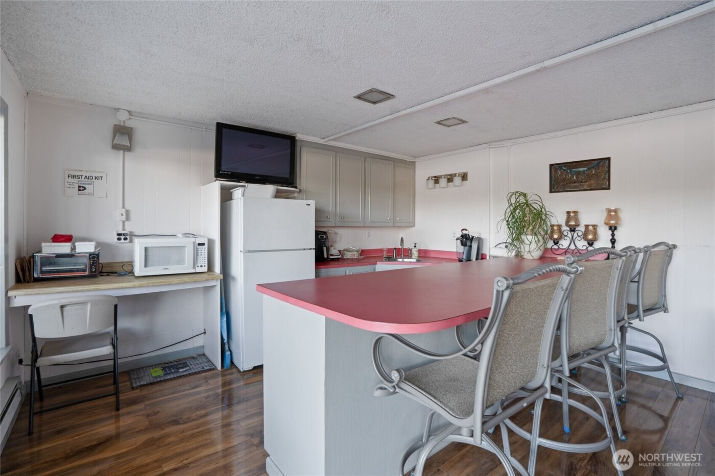 21 E Sullivan Street , Allyn, WA 98524-7606