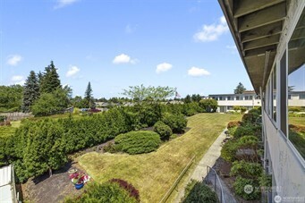 21 E Sullivan Street , Allyn, WA 98524-7606