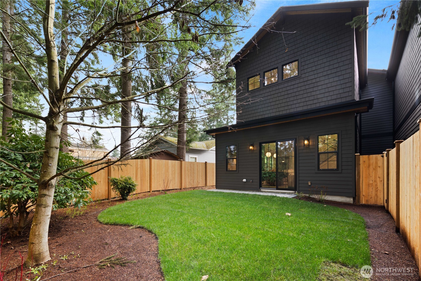 16656 NE 12th Street , Bellevue, WA 98008