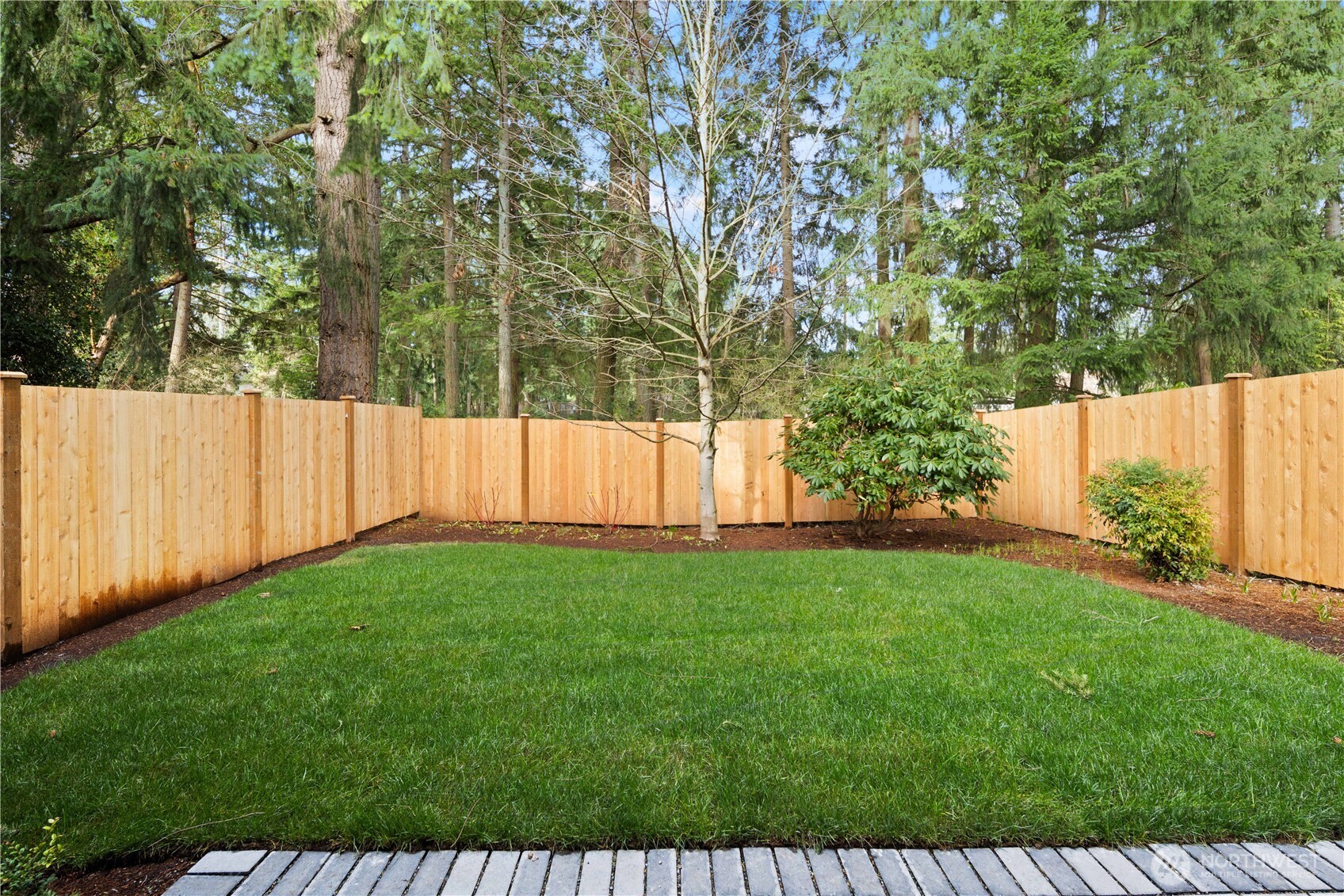 16656 NE 12th Street , Bellevue, WA 98008