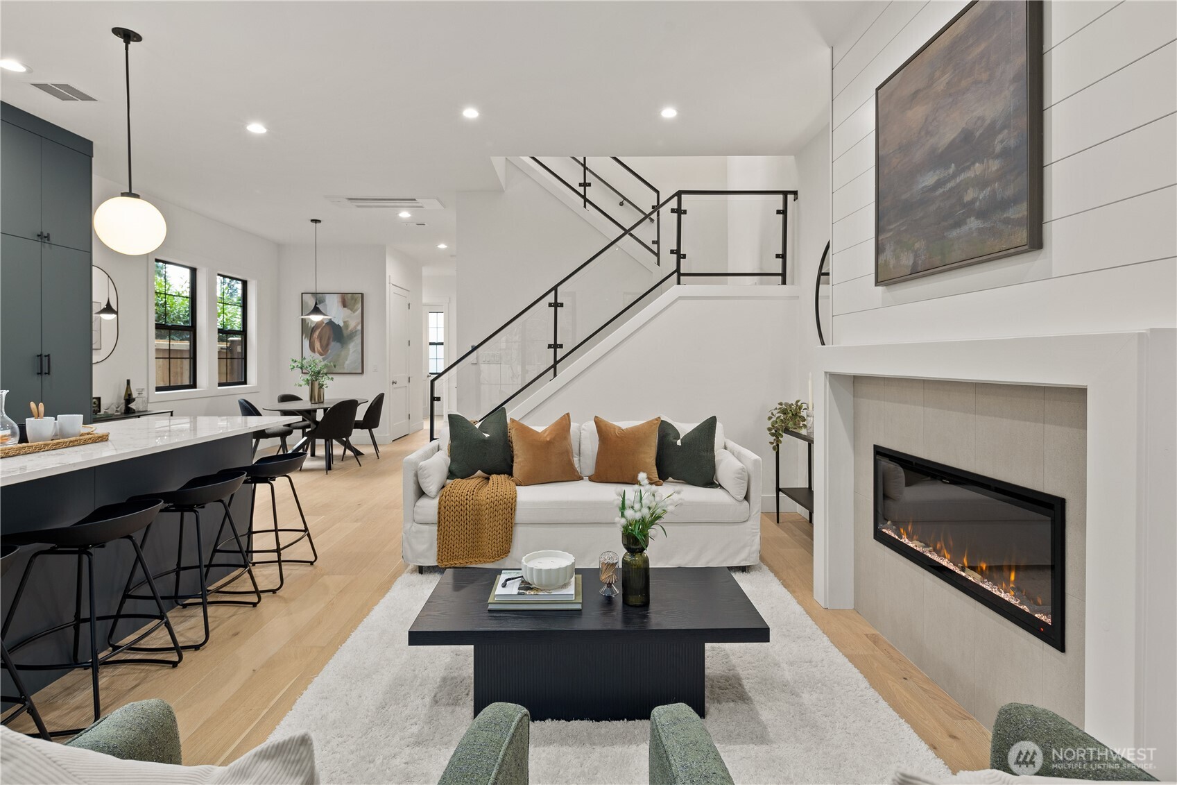 16656 NE 12th Street , Bellevue, WA 98008