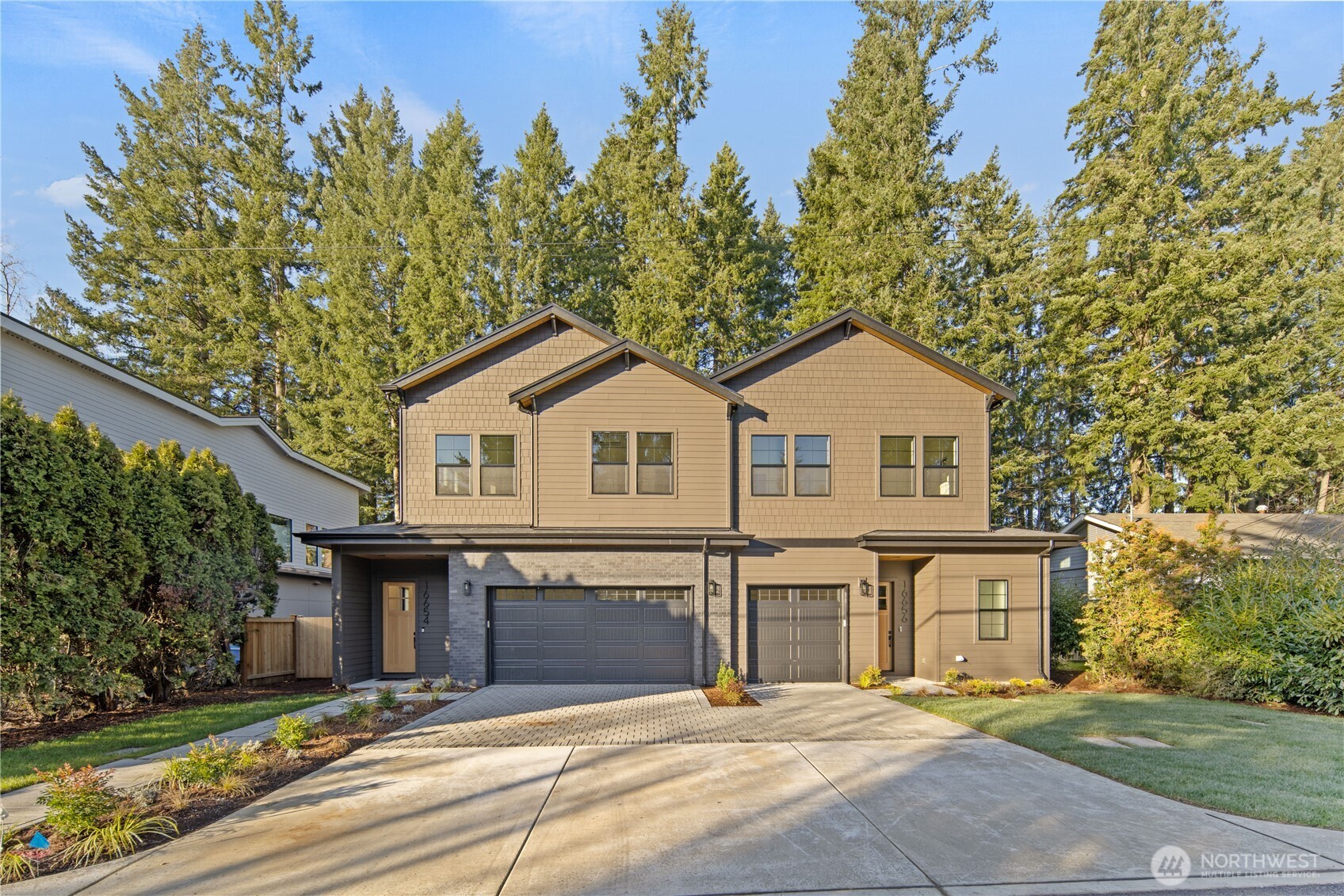 16656 NE 12th Street , Bellevue, WA 98008