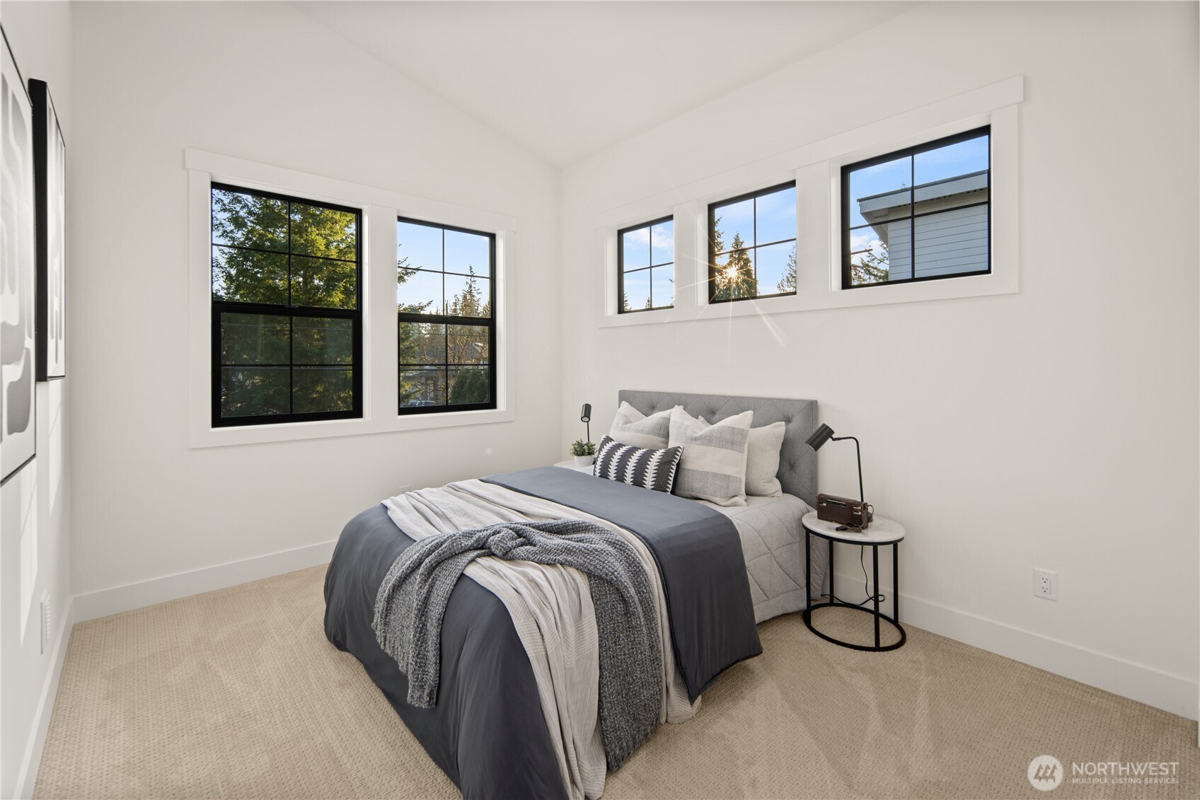 16656 NE 12th Street , Bellevue, WA 98008