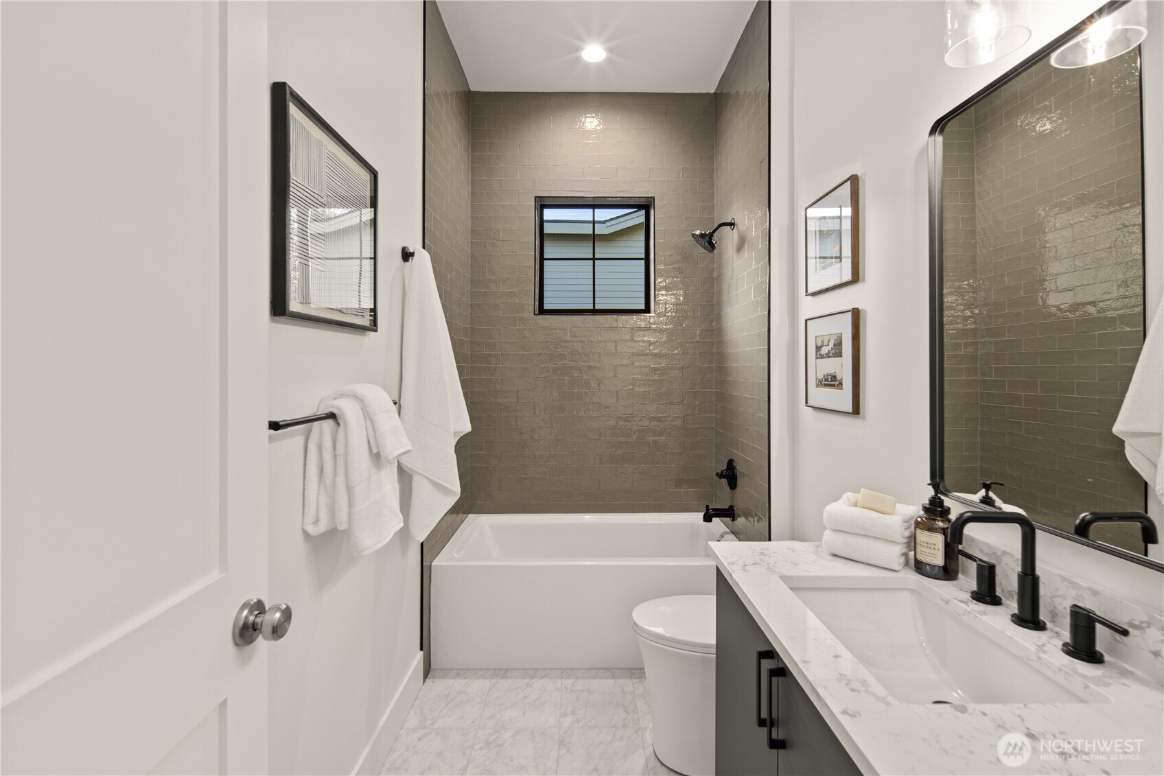 16656 NE 12th Street , Bellevue, WA 98008