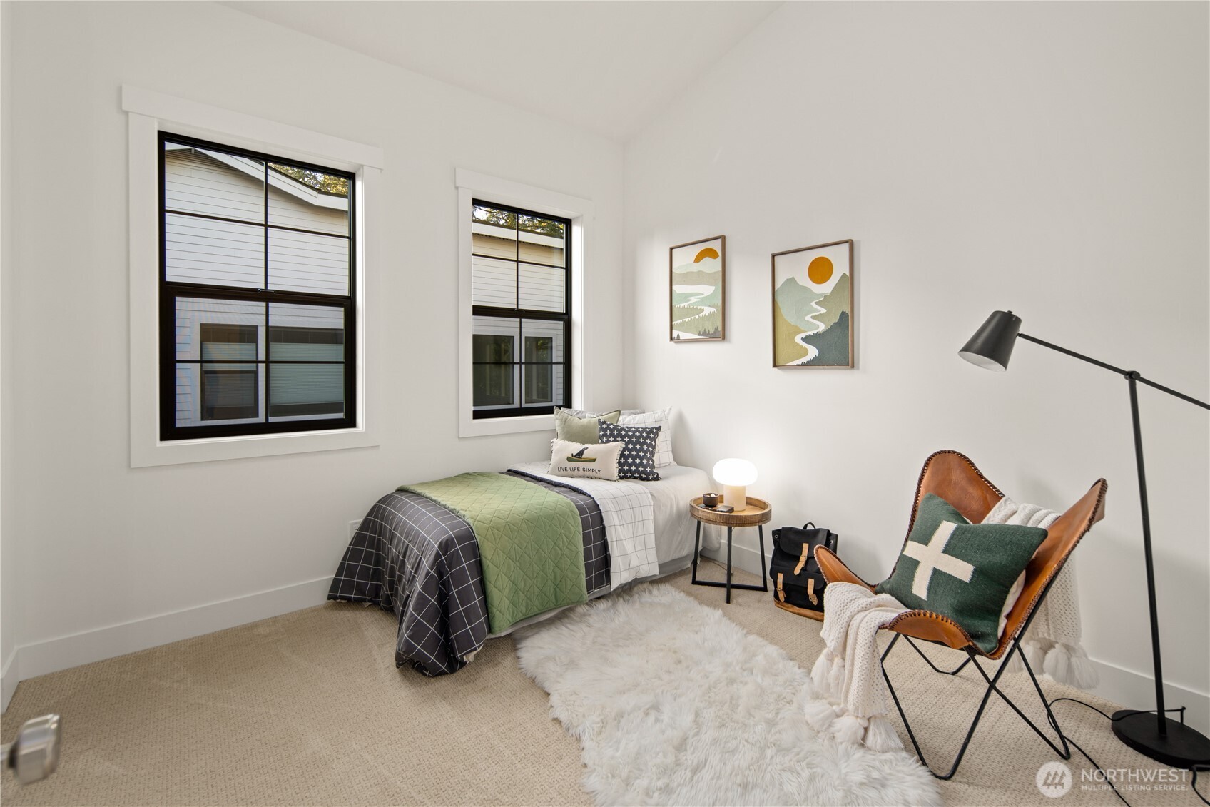 16656 NE 12th Street , Bellevue, WA 98008