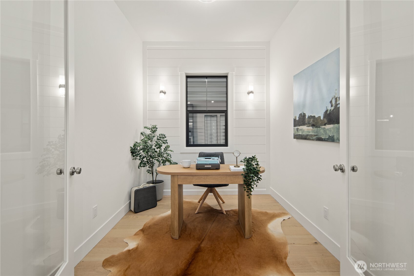 16654 NE 12th Street , Bellevue, WA 98008