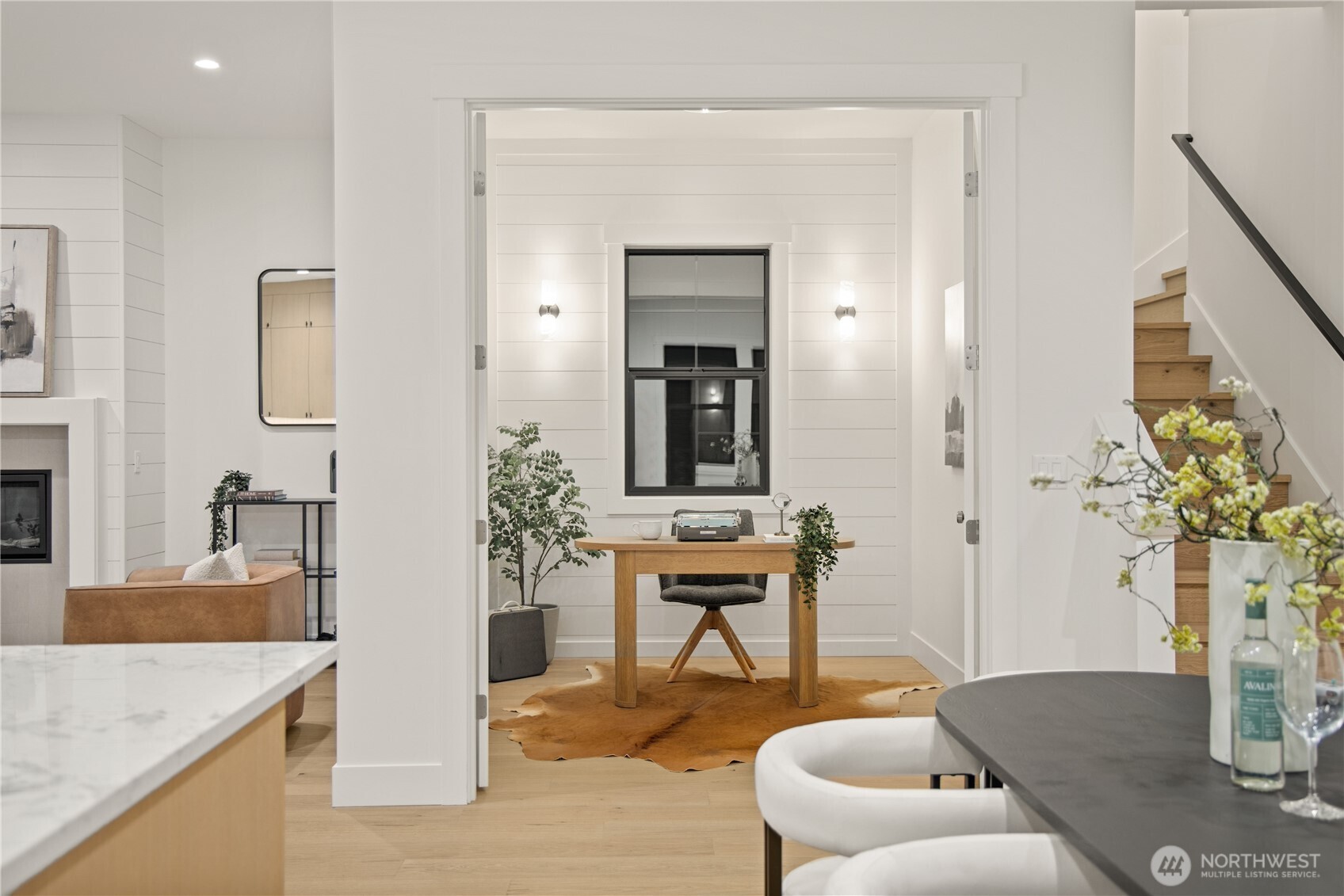 16654 NE 12th Street , Bellevue, WA 98008