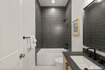 16654 NE 12th Street , Bellevue, WA 98008 - Photo 37