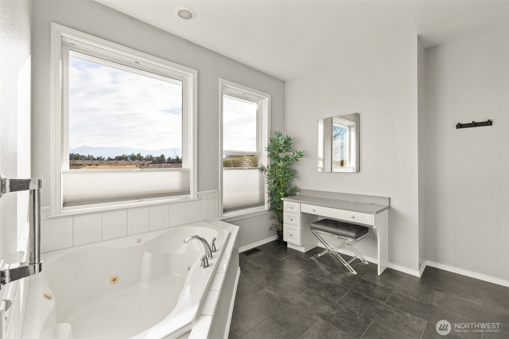 73 Cobb Circle , Sequim, WA 98382